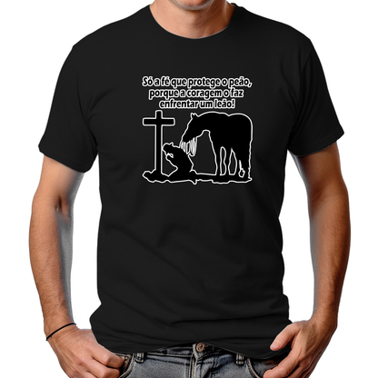 CAMISETA MASCULINA A FÉ PROTEGE